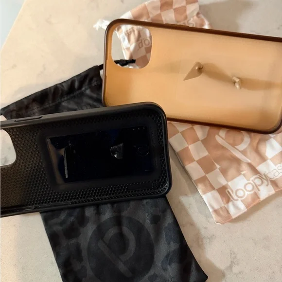 Loopy iPhone 13 cases - Picture 3 of 4